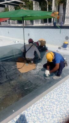 acrylic swimming pool installation